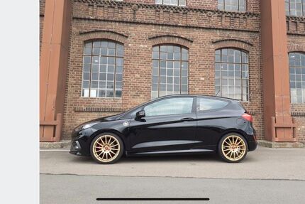 Ford Fiesta 35.423 km 19.999 &euro; Mücke 35325