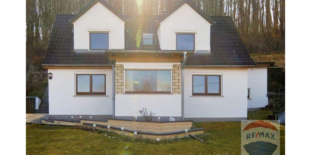Einfamilienhaus Giengen Burgberg - 4 Zimmer, 127 m&sup2;, 320.000&euro; | Angebot:25771219
