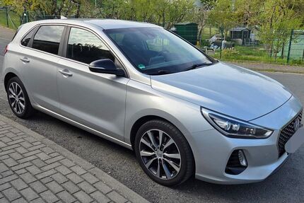 Hyundai i30 165.000 km 7.900 &euro; Usingen 61250