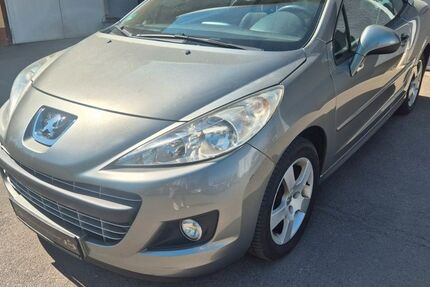Peugeot 207 93.000 km 3.490 € Berlin 13435