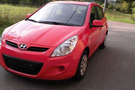 Hyundai i20 79.000 km 4.900 € Glauchau 08371