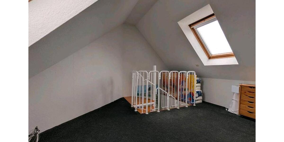Dachgeschoßwohnung Stuhr - 2 Zimmer, 56 m&sup2;, 195.000&euro; | Angebot:27077471