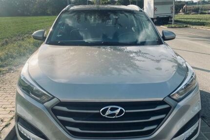 Hyundai TUCSON 65.000 km 14.800 € Alken 56332