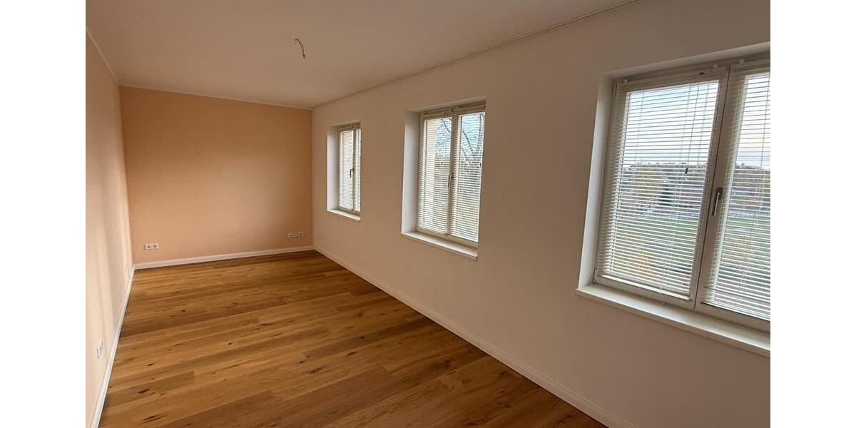 Exklusive 4-Raum-Penthouse-Wohnung im Schloss Siethen 4 zimmer