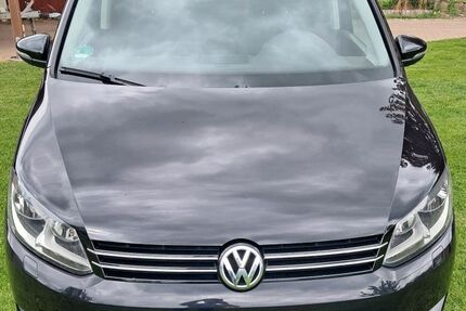 VW Touran 194.770 km 6.350 &euro; Grischow 17089