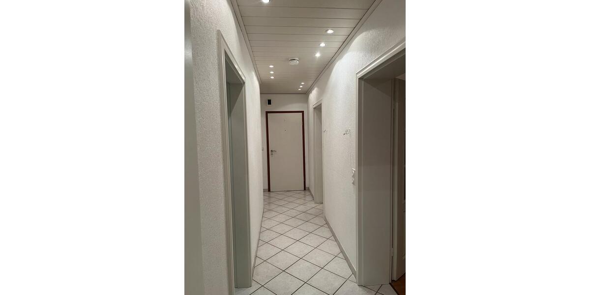 Etagenwohnung Büdelsdorf - 3 Zimmer, 74 m&sup2;, 169.000&euro; | Angebot:27157052