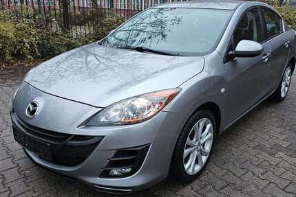 Mazda 3 79.000 km 8.490 &euro; Berlin 13353