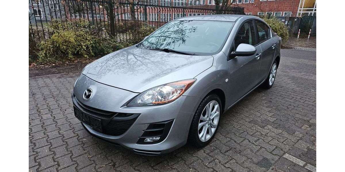 Mazda 3 79.000 km 8.490 &euro; Berlin 13353