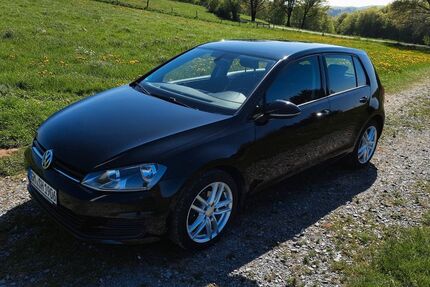 VW Golf 117.000 km 8.500 &euro; Hückeswagen 42499