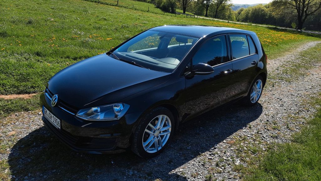 VW Golf 117.000 km 8.500 &euro; Hückeswagen 42499