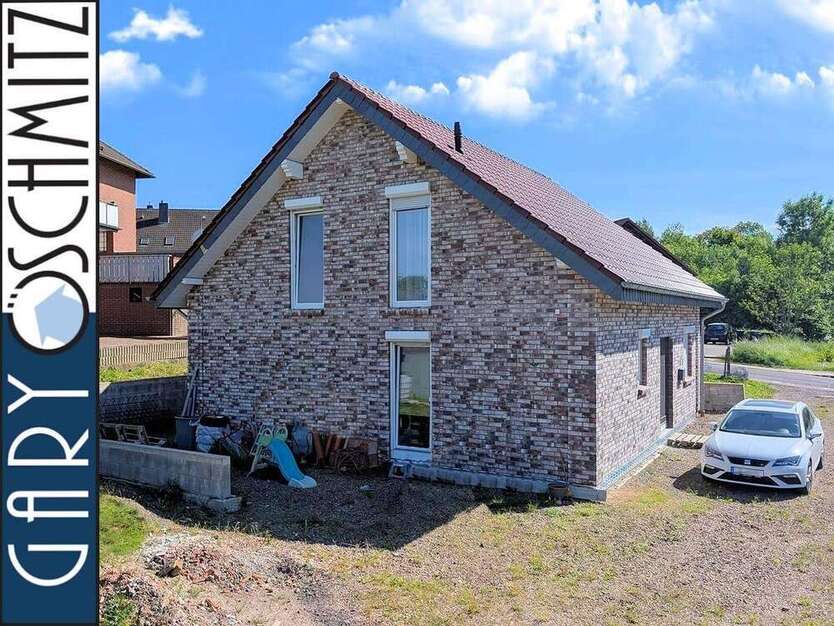 Haus zum Kaufen in Obernkirchen 429.000 € 163.21 m²