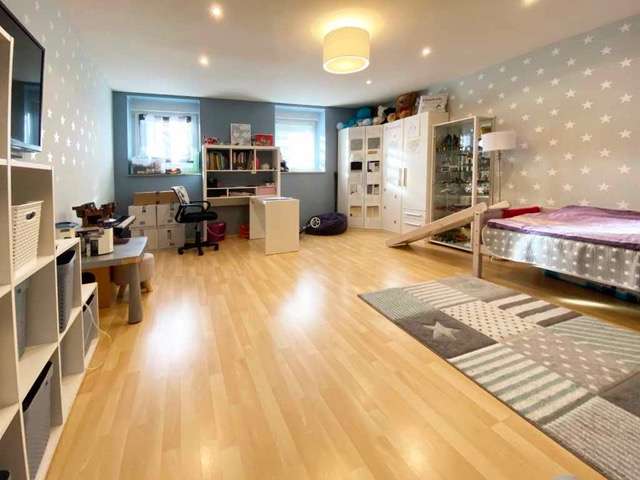 Wohnung zum Kaufen in Münsingen-Böttlingen 290.000 € 140 m²