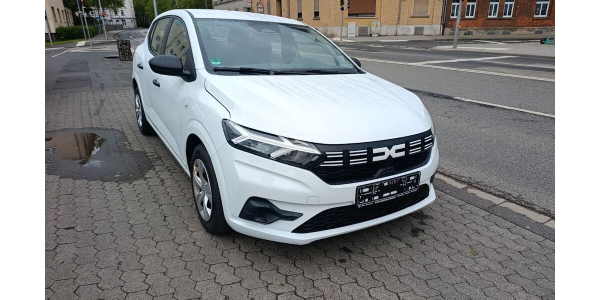 Dacia Sandero 13.800 km 12.499 &euro; Kassel 34125