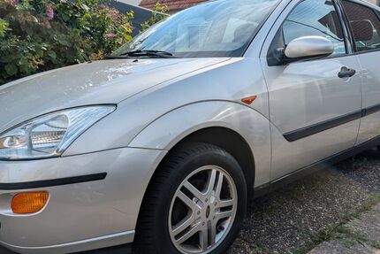 Ford Focus 131.224 km 2.300 &euro; Battweiler 66484