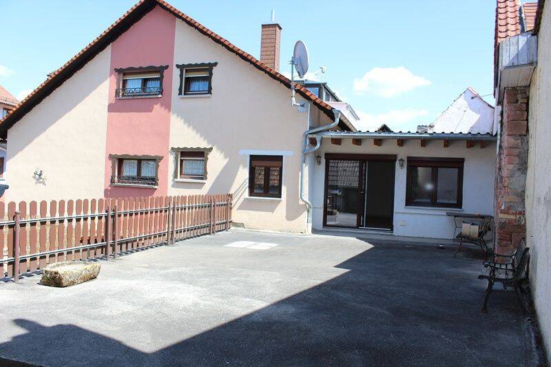 Mehrfamilienhaus, Wohnhaus Mörlenbach - 5 Zimmer, 123 m&sup2;, 190.000&euro; | Angebot:24113219