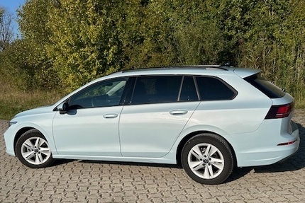 VW Golf Variant 13.800 km 26.800 &euro; Wolfsbueg 38444