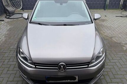 VW Golf 124.000 km 9.800 &euro; Rohrsen 31627