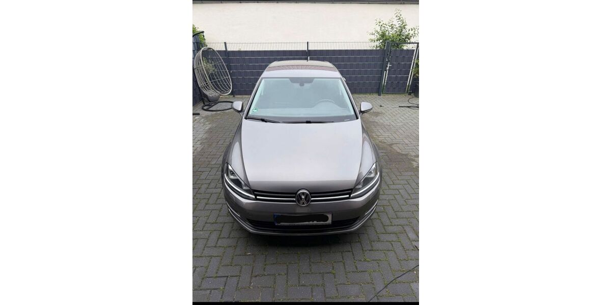 VW Golf 124.000 km 9.800 &euro; Rohrsen 31627