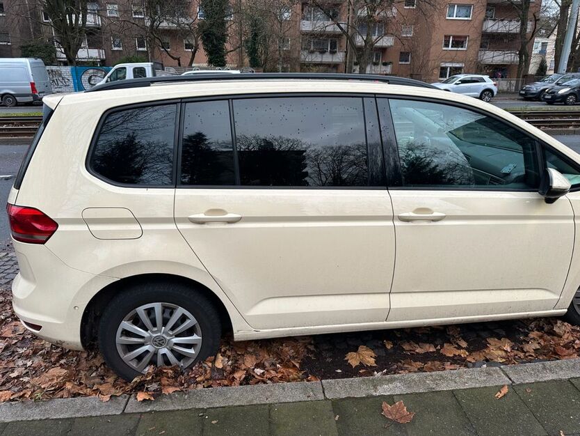 VW Touran 488.000 km 4.699 € Gelsenkirchen 45881