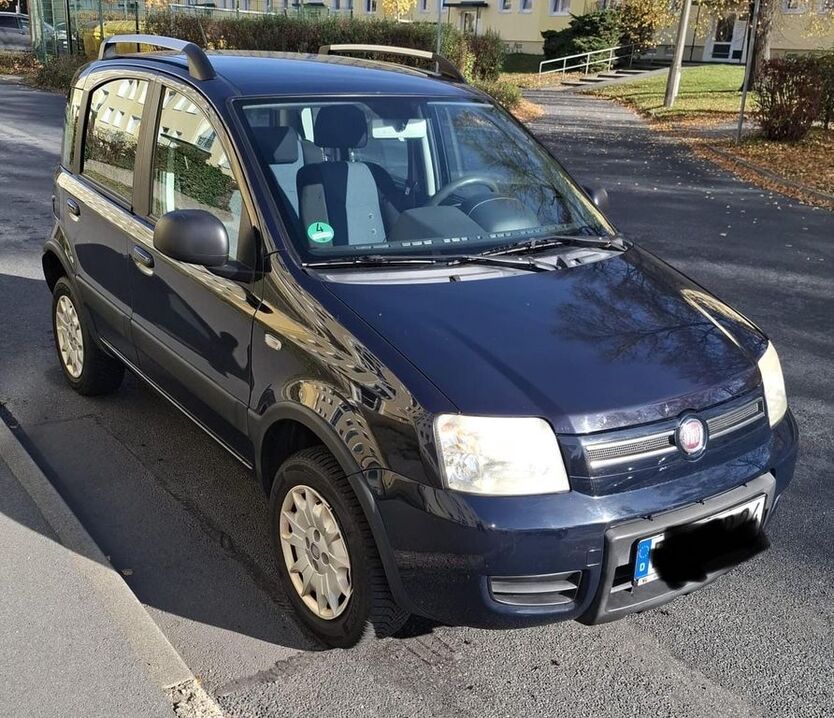 Fiat Panda 118.000 km 4.499 € Großharthau 01909
