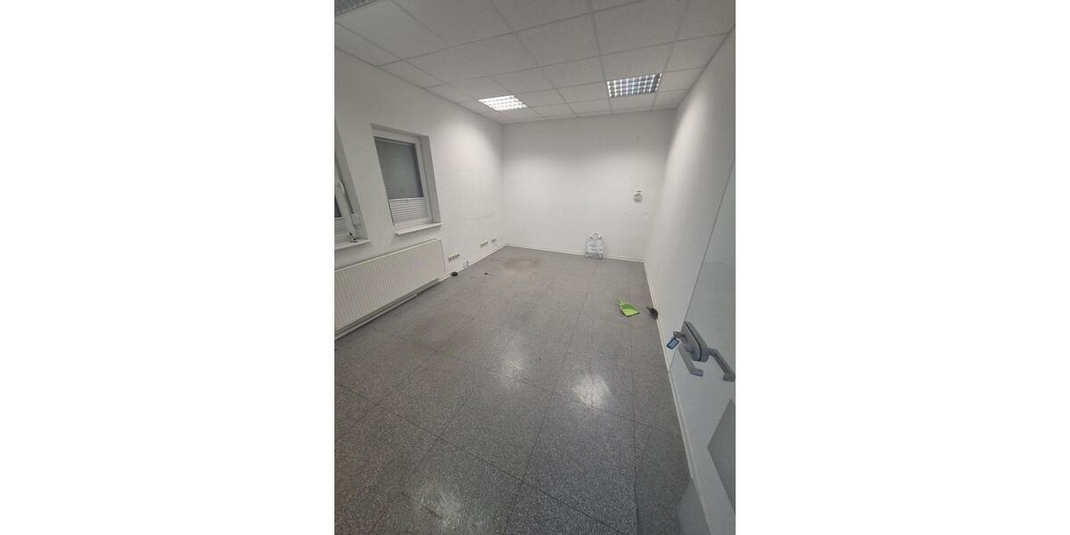 Gewerbeobjekt Lich - 1.600&euro; | Angebot:26304710