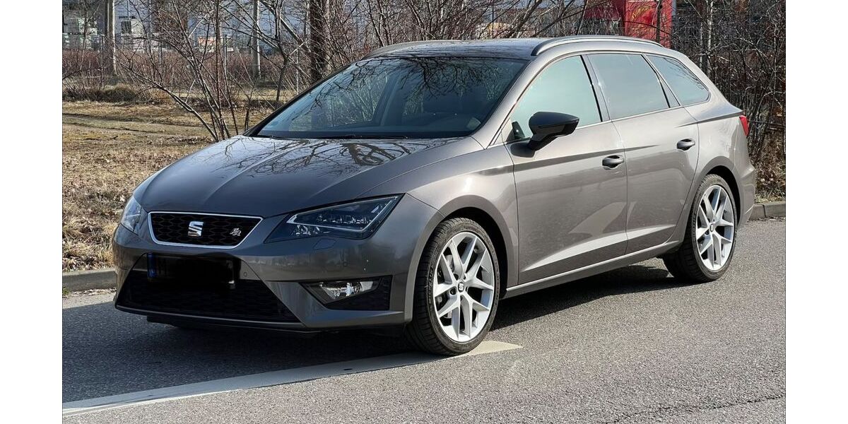 Seat Leon 86.000 km 12.799 &euro; München 81827