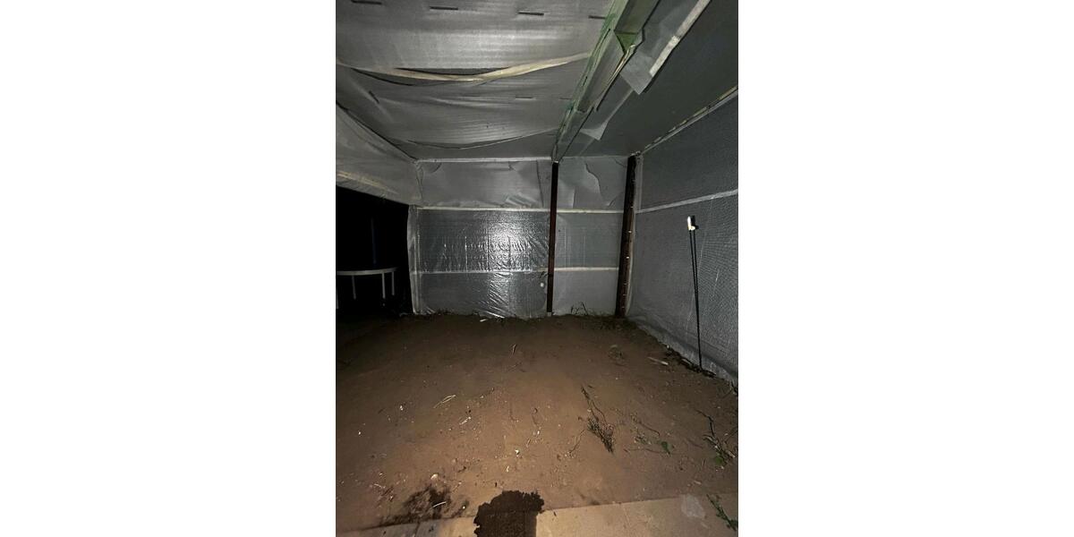 Holzbungalow mit Solaranlage auf Campingplatz zu verkaufen 2 zimmer