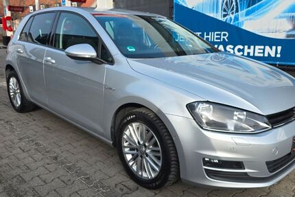 VW Golf 81.000 km 8.999 &euro; Garching 85748