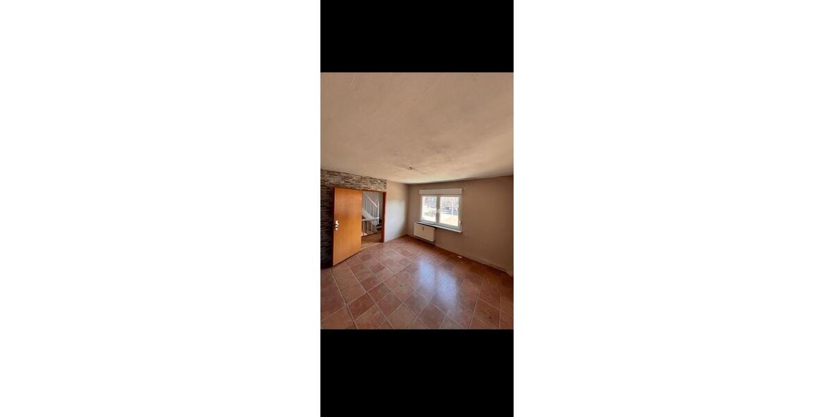 Mehrfamilienhaus, Wohnhaus Herdorf - 8 Zimmer, 229 m&sup2;, 145.000&euro; | Angebot:27121617