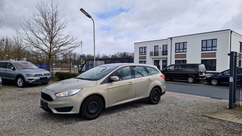 Ford Focus 135.000 km 5.950 &euro; Achim 28832