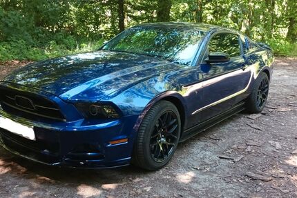 Ford Mustang 78.000 km 16.000 &euro; Mörlenbach 69509