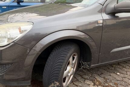Opel Astra 79.000 km 4.350 &euro; Nürnberg 90419