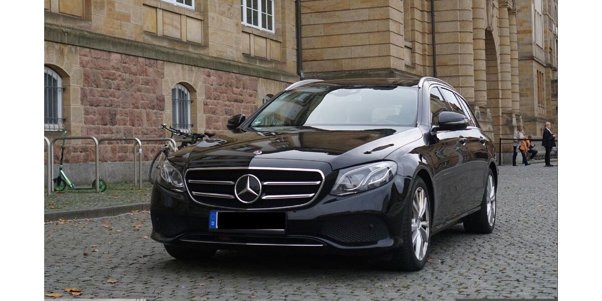 Mercedes-Benz E 300 171.212 km 22.499 &euro; Eibenstock 08309