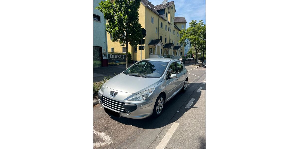 Peugeot 307 215.000 km 2.300 &euro; Hanau 63454