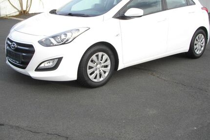 Hyundai i30 231.000 km 4.680 &euro; Schwarzenbach/Saale 95126