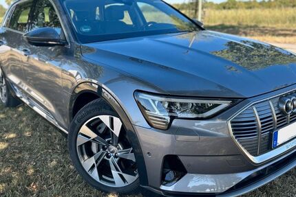 Audi e-tron 59.500 km 36.500 &euro; Kaisheim 86687