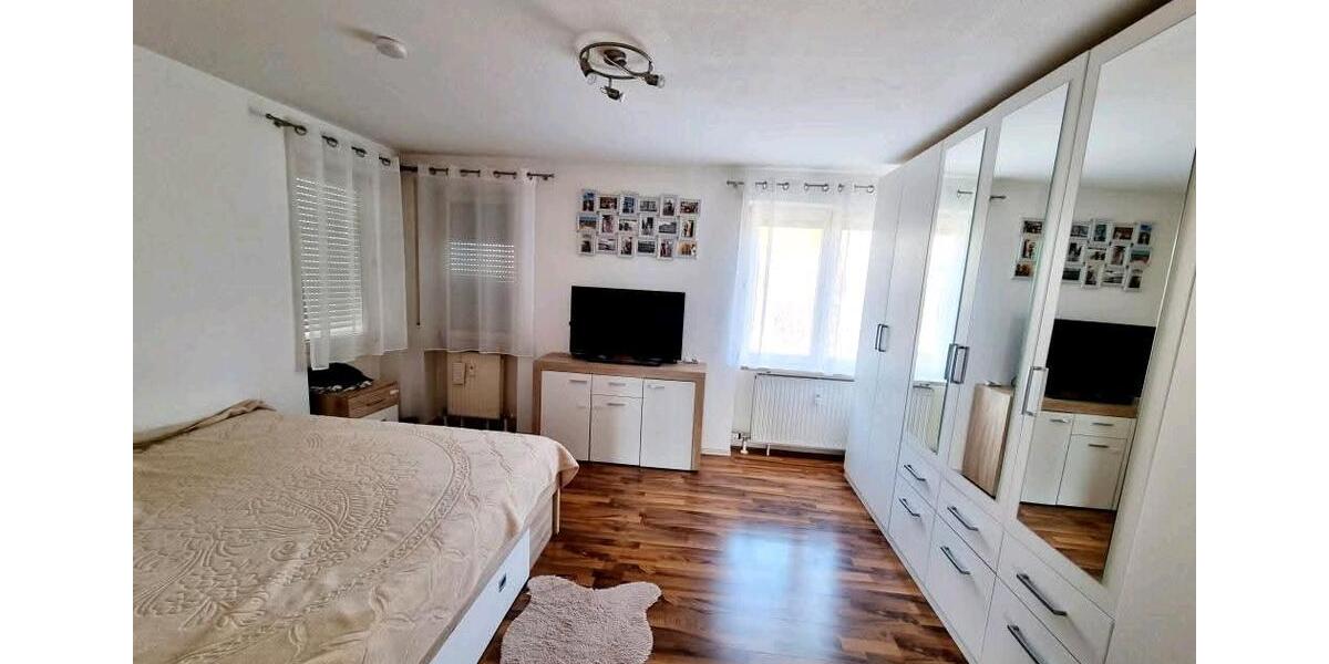 Etagenwohnung Ellwangen (Jagst) - 3 Zimmer, 72 m&sup2;, 230.000&euro; | Angebot:26762924