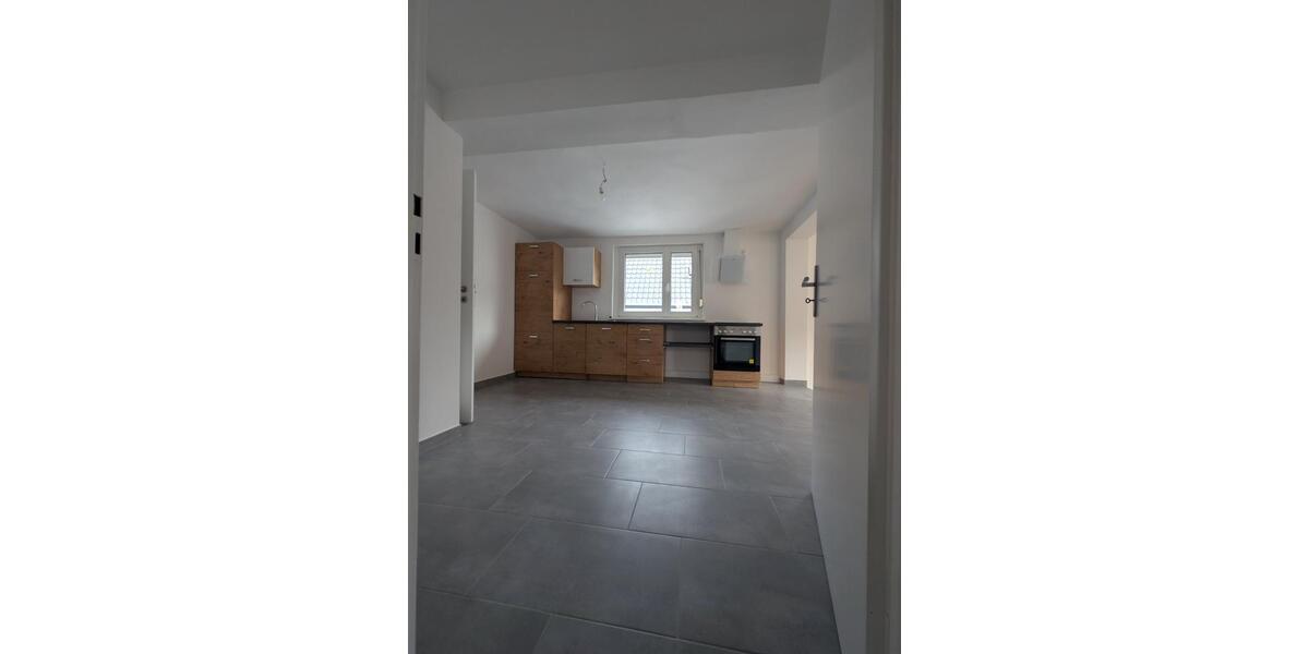 Erstbezug nach Sanierung: Helle 2,5-Zimmer-Wohnung 2.5 zimmer