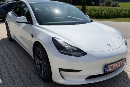 Tesla Model 3 85.000 km 22.900 &euro; Wegscheid 94110