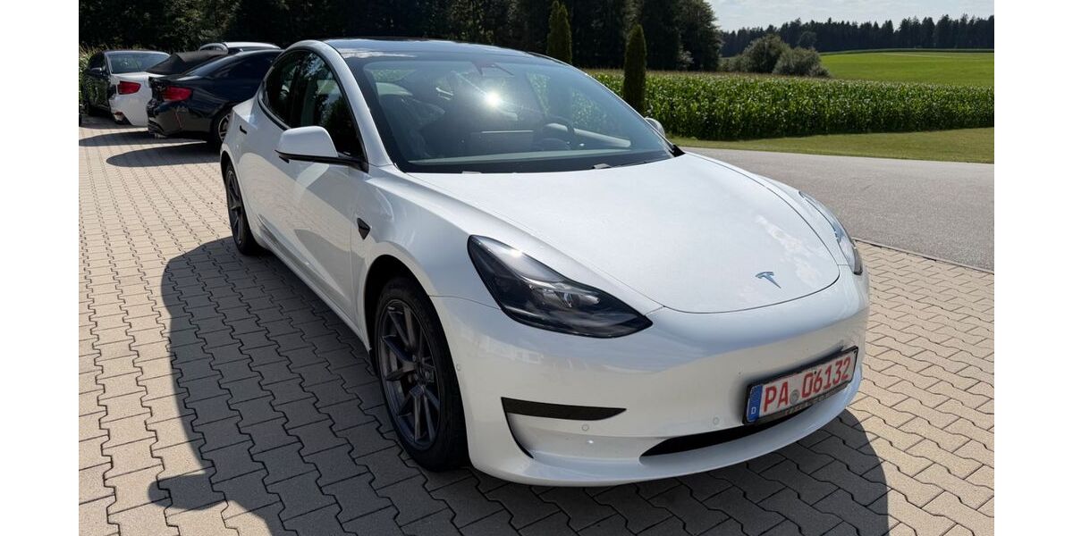 Tesla Model 3 85.000 km 22.900 &euro; Wegscheid 94110