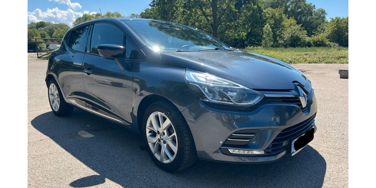 Renault Clio 67.000 km 9.950 &euro; Lahr 77933