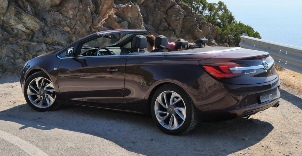 Opel Cascada 173.000 km 9.400 &euro; Grefrath 47929