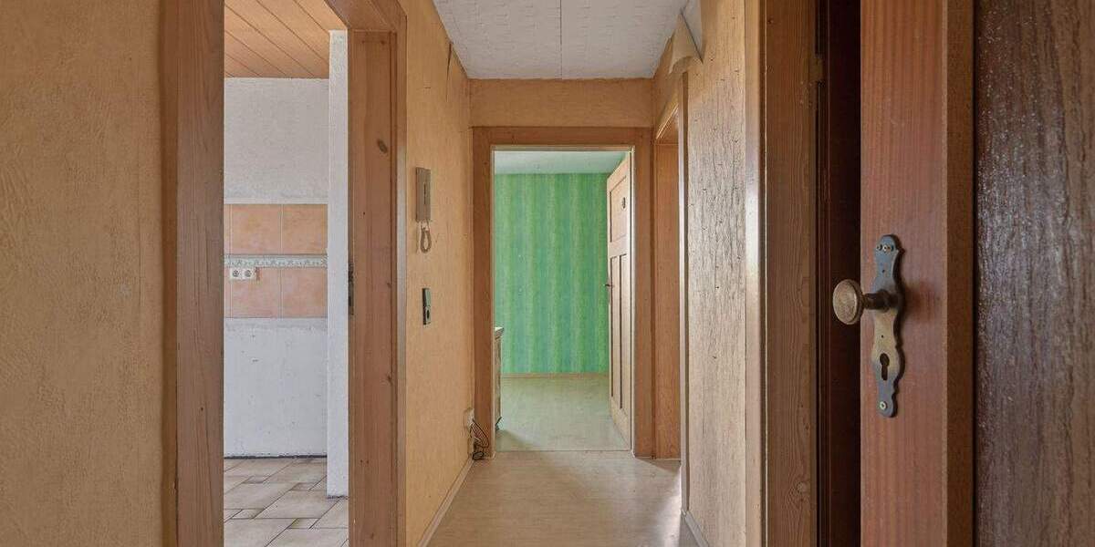 Mehrfamilienhaus, Wohnhaus Karlsbad / Auerbach Auerbach - 6 Zimmer, 153 m&sup2;, 195.000&euro; | Angebot:24857833