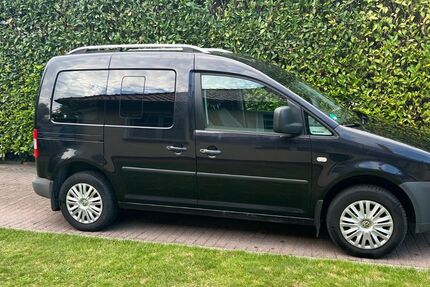 VW Caddy 244.572 km 3.400 &euro; Rostock 18059