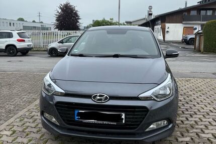 Hyundai i20 73.000 km 9.450 &euro; Fröndenberg 58730