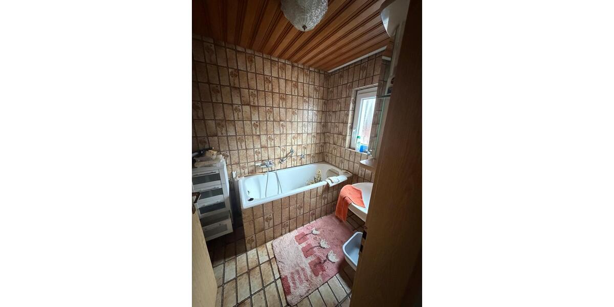 Mehrfamilienhaus, Wohnhaus Freihung - 12 Zimmer, 390 m&sup2;, 252.000&euro; | Angebot:26407410