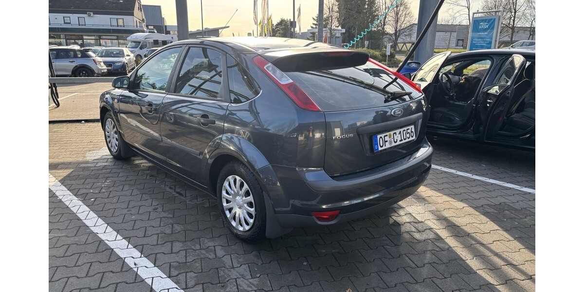 Ford Focus 185.755 km 2.600 &euro; Rödermark 63322