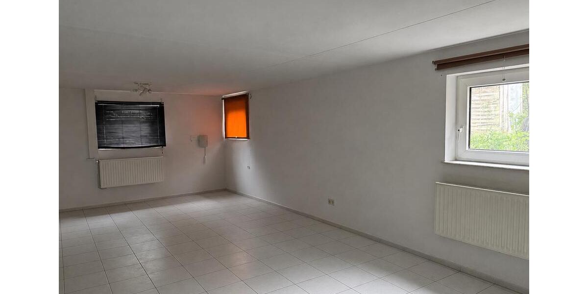 Bungalow Rühen - 6 Zimmer, 200 m&sup2;, 220.000&euro; | Angebot:26872052