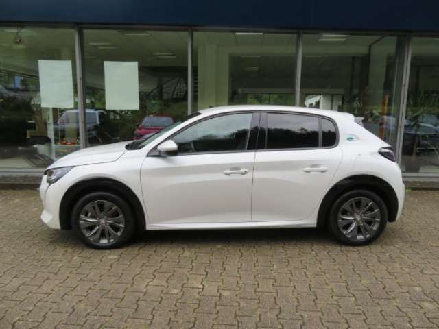Peugeot 208 37.000 km 16.950 € Oppenau 77728
