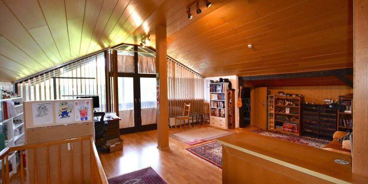 Einfamilienhaus Bad König - 7 Zimmer, 175 m&sup2;, 439.000&euro; | Angebot:26886865